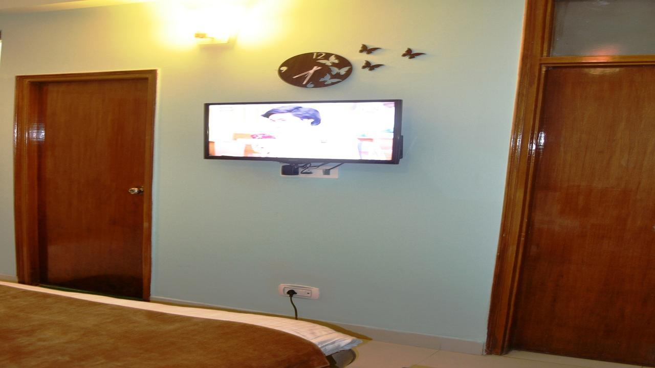 Oyo 19024 Majestic Oak Bush Hotel Mussoorie Luaran gambar