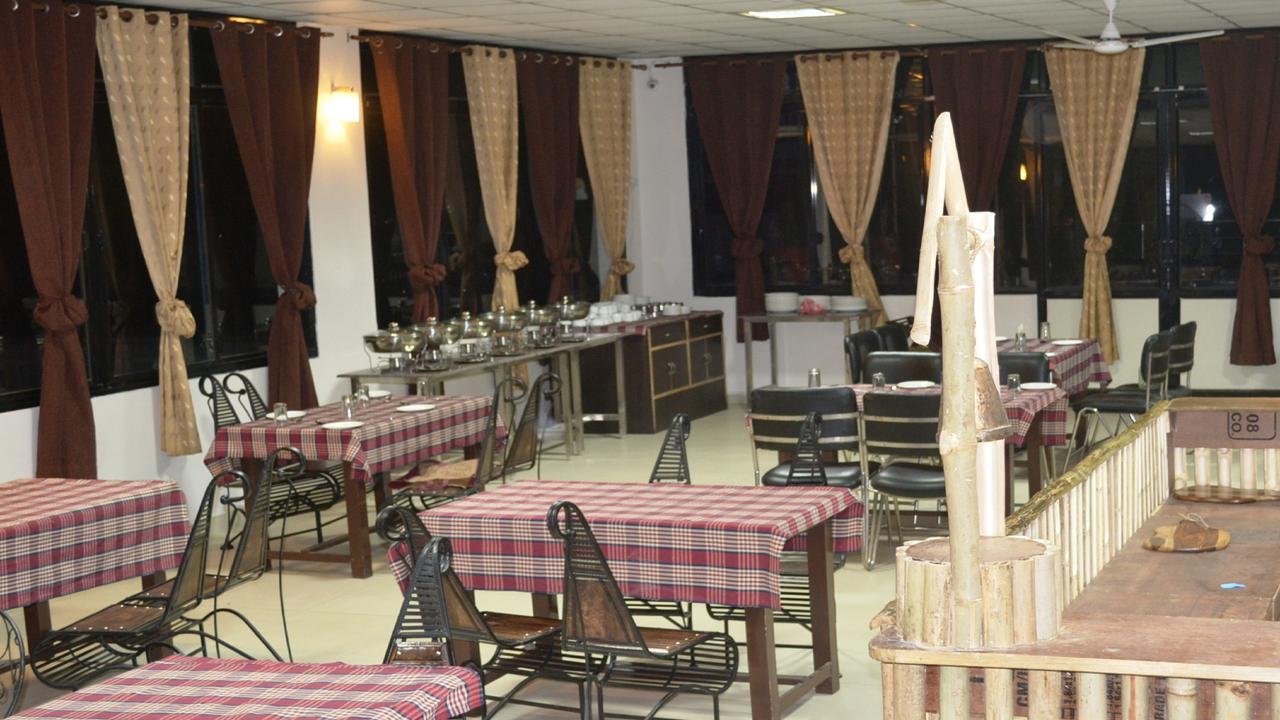 Oyo 19024 Majestic Oak Bush Hotel Mussoorie Luaran gambar