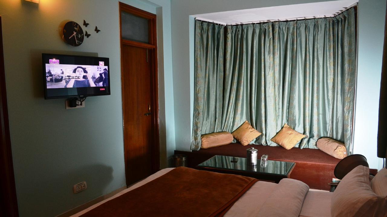 Oyo 19024 Majestic Oak Bush Hotel Mussoorie Luaran gambar