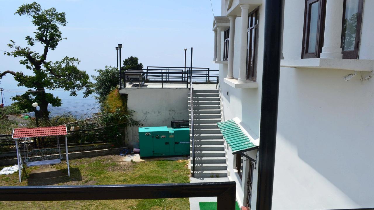 Oyo 19024 Majestic Oak Bush Hotel Mussoorie Luaran gambar